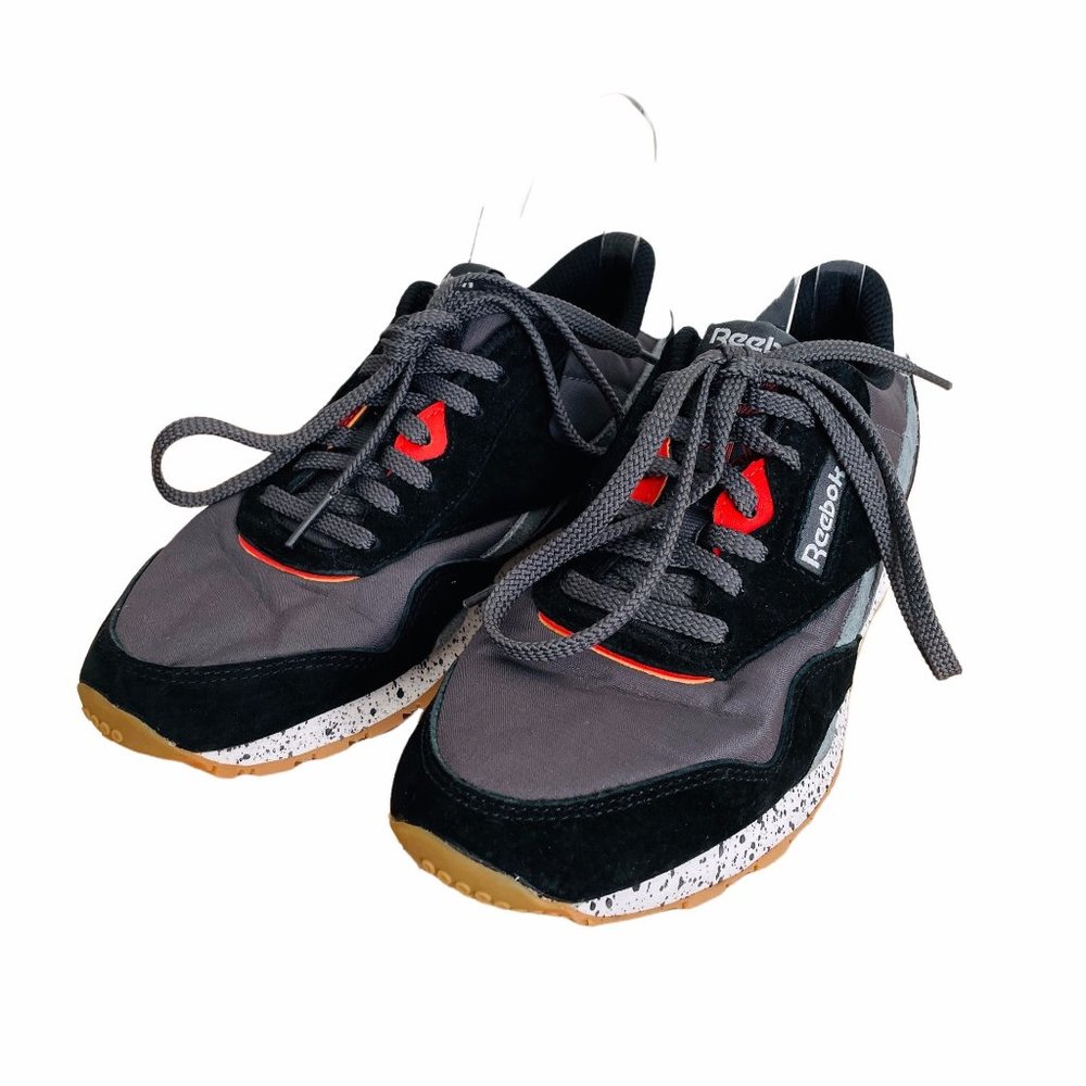 mens red tennis shoes